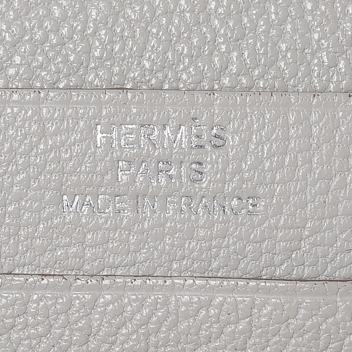 Chevre Mysore Azap GM Combined Wallet Gris Pale