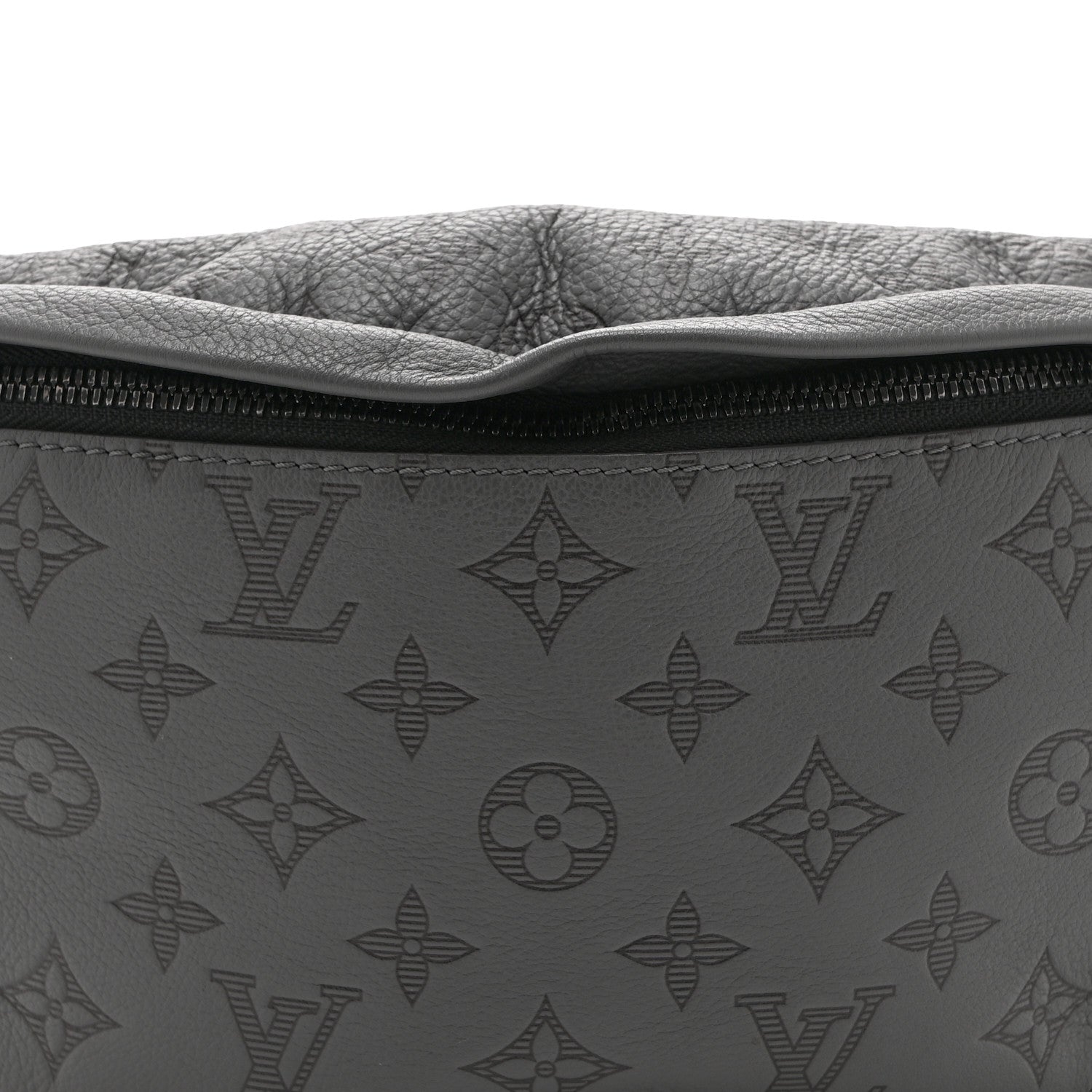 Louis Vuitton Calfskin Monogram Shadow Discovery Bumbag PM Gray 7 of 9