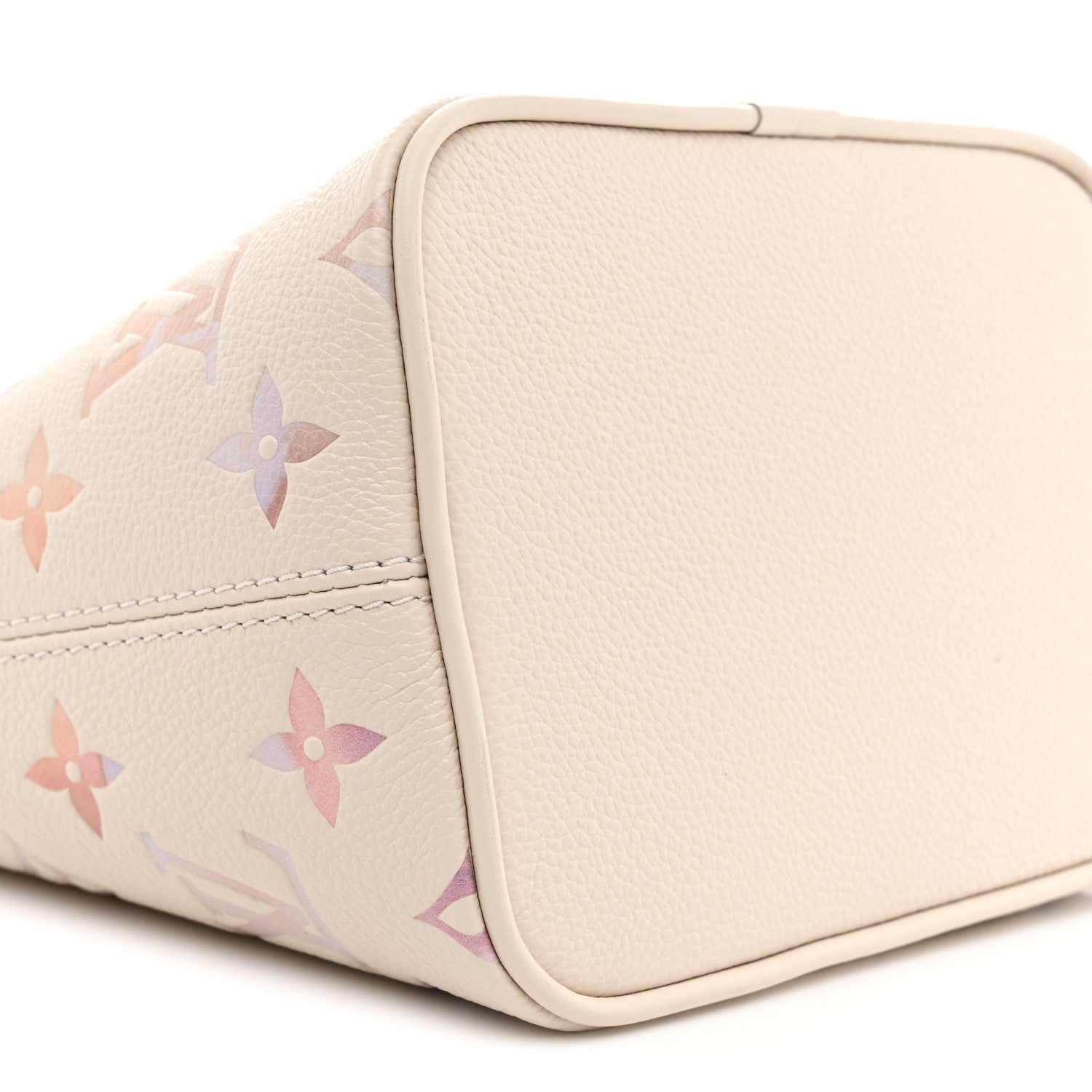 Louis Vuitton Empreinte Monogram All In BB Dream Cream 9 of 10