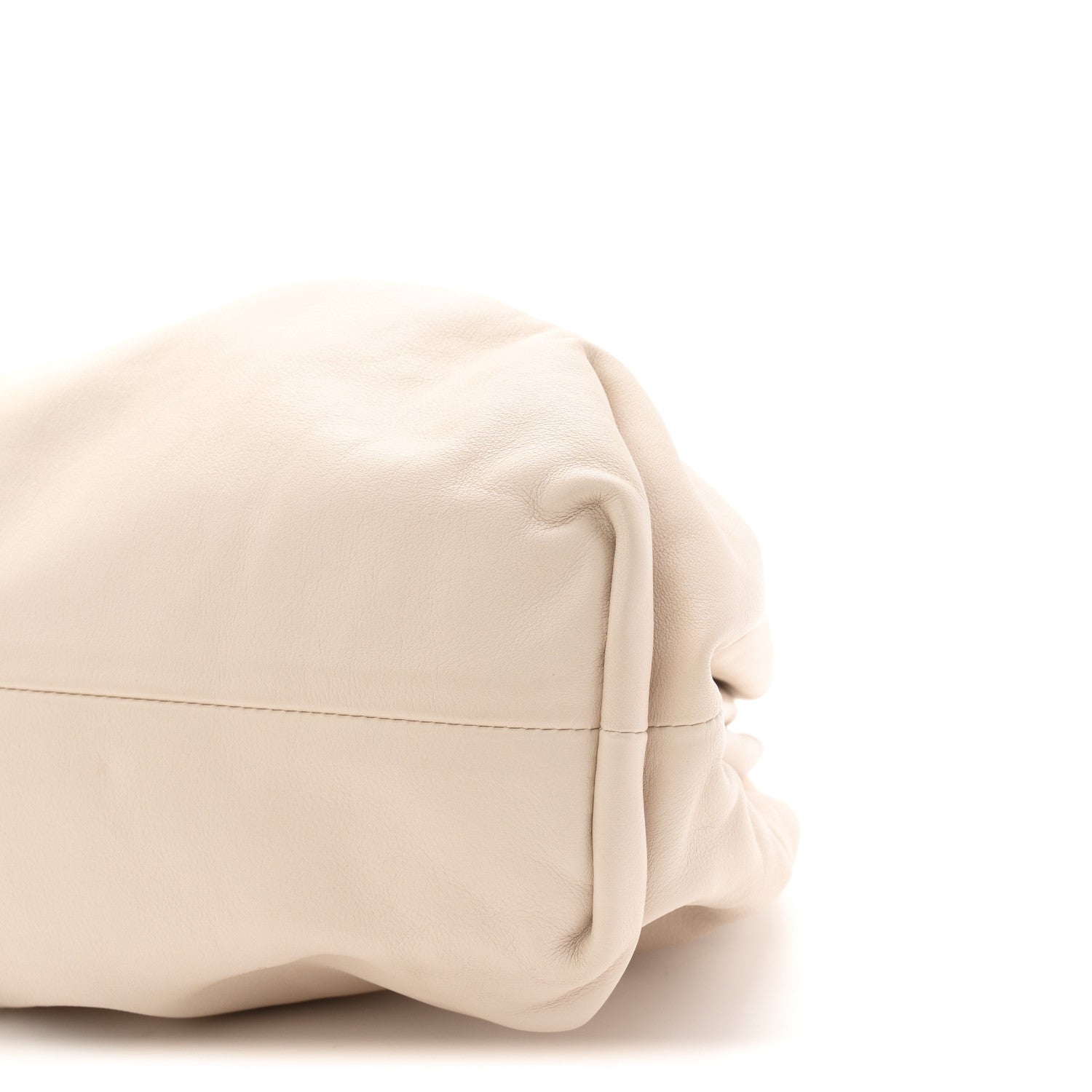 Bottega Veneta Smooth Butter Calf The Pouch Oversized Clutch Plaster 10 of 10