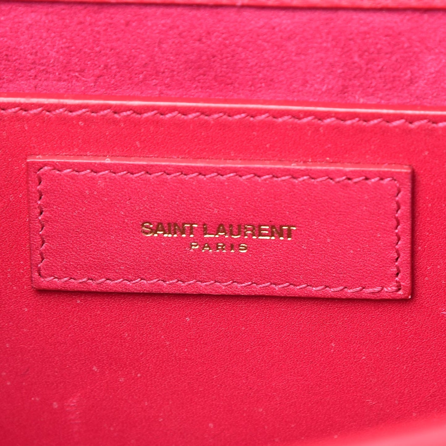 Calfskin Medium Classic Betty Fuchsia