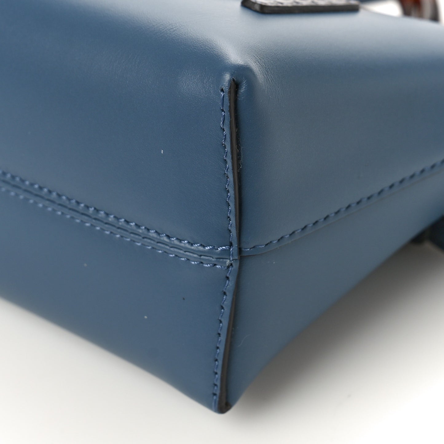 Vitello King Plexiglass Elaphe Python Print Logo Mini By The Way Mirto