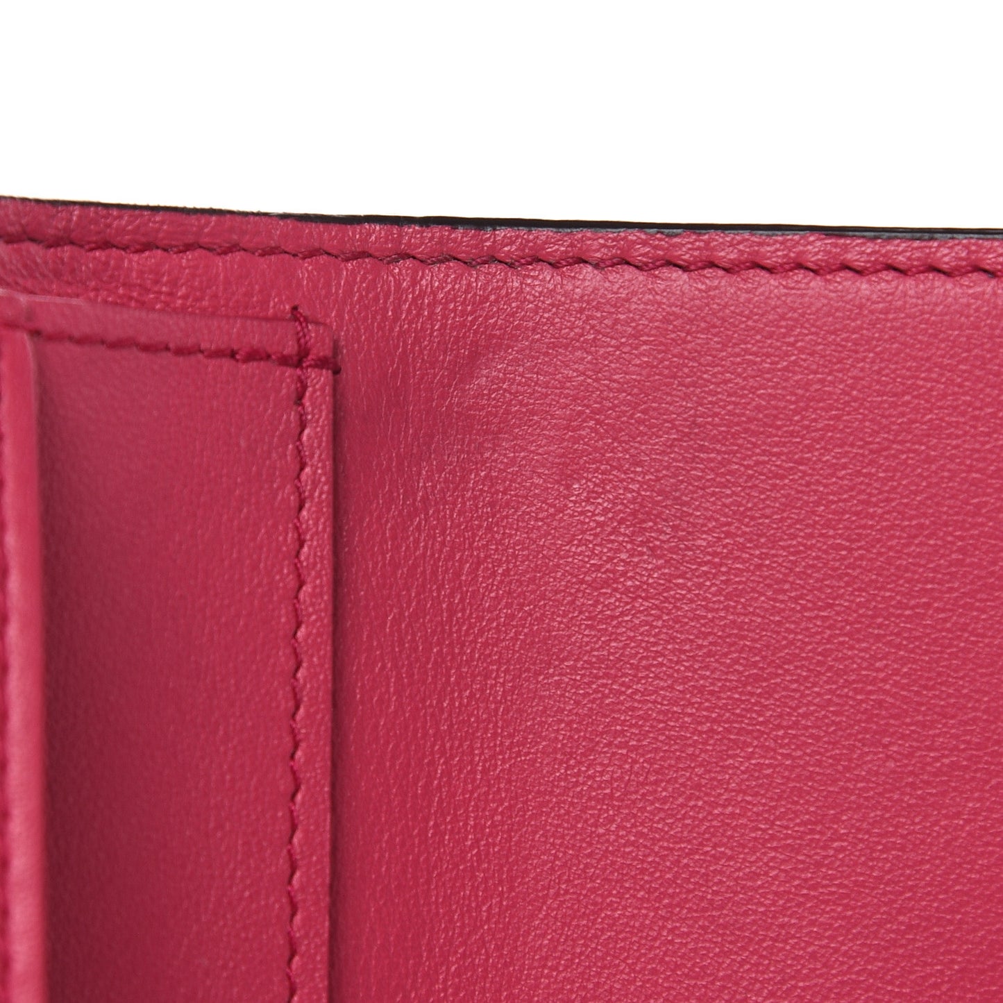 Taurillon Capucines Compact Wallet Black
