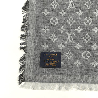 Louis Vuitton Cotton Monogram Essential Stole Gris 3 of 3