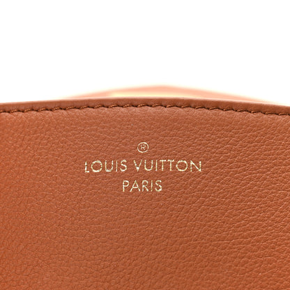 Louis Vuitton Grained Calfskin Lockme Oxford Cognac 8 of 11