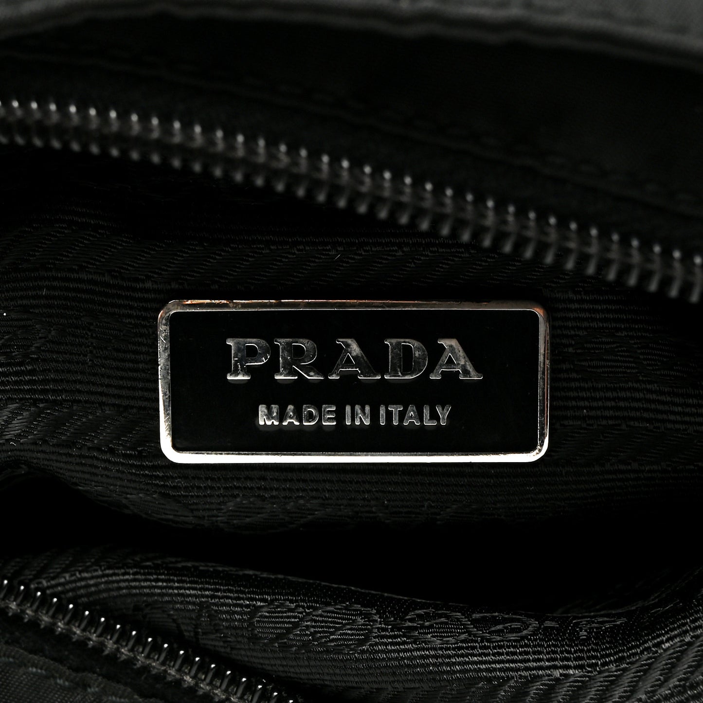 Nylon Vela Flat Messenger Bag Black