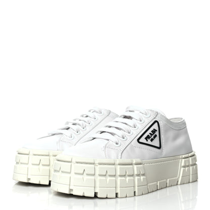 Prada Re-Nylon Gabardine Triangle Logo Double Wheel 50mm Sneakers 40 White 3 of 9