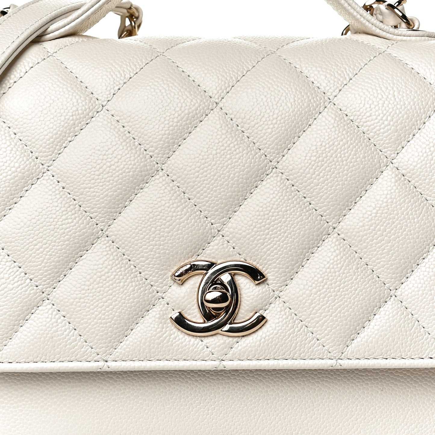 Caviar Quilted Medium Business Affinity Flap White