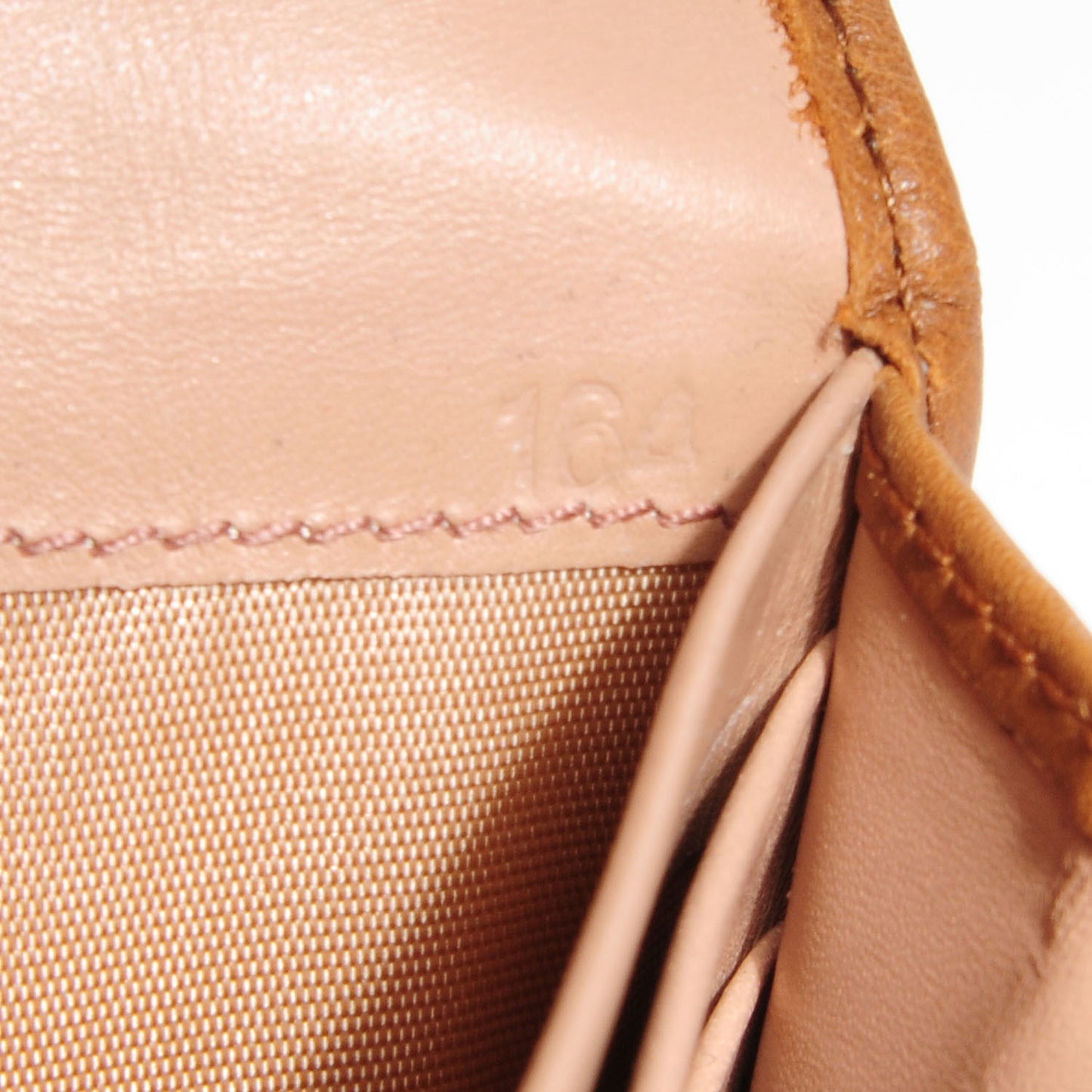 City Calf Long Wallet Caramel