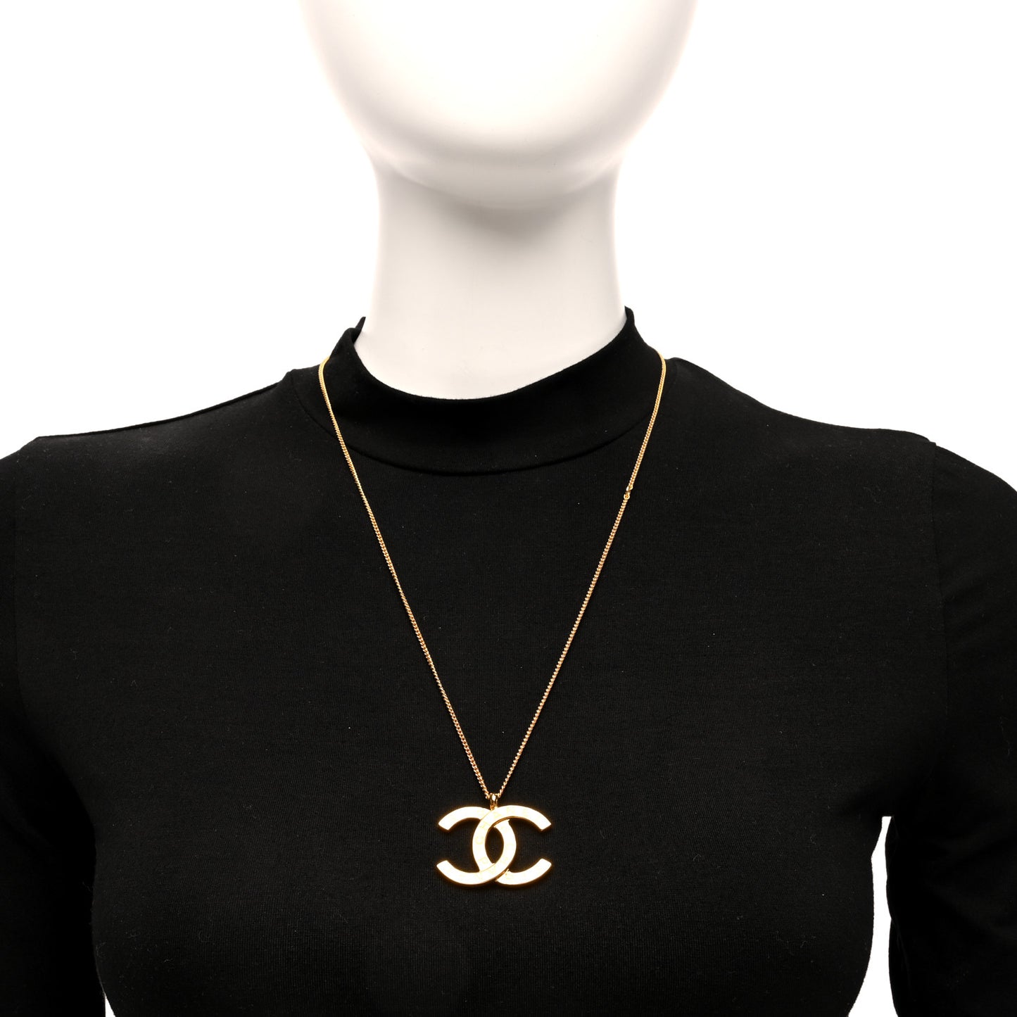 Metal CC Paris Button Necklace Gold
