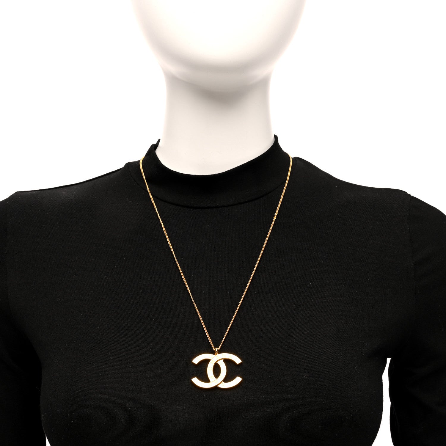 Chanel Metal CC Paris Button Necklace Gold 2 of 5