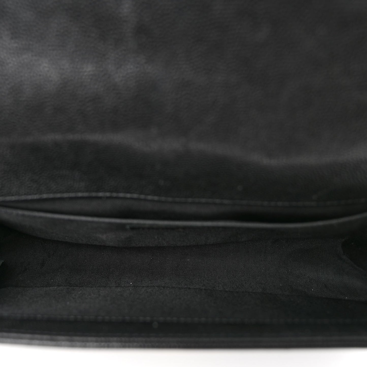 Caviar Quilted Medium Boy Flap Black