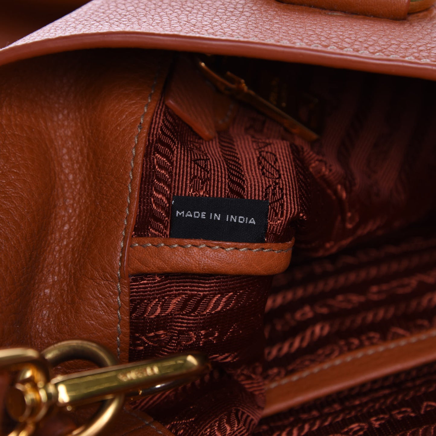 Vitello Daino Shopping Tote Rame