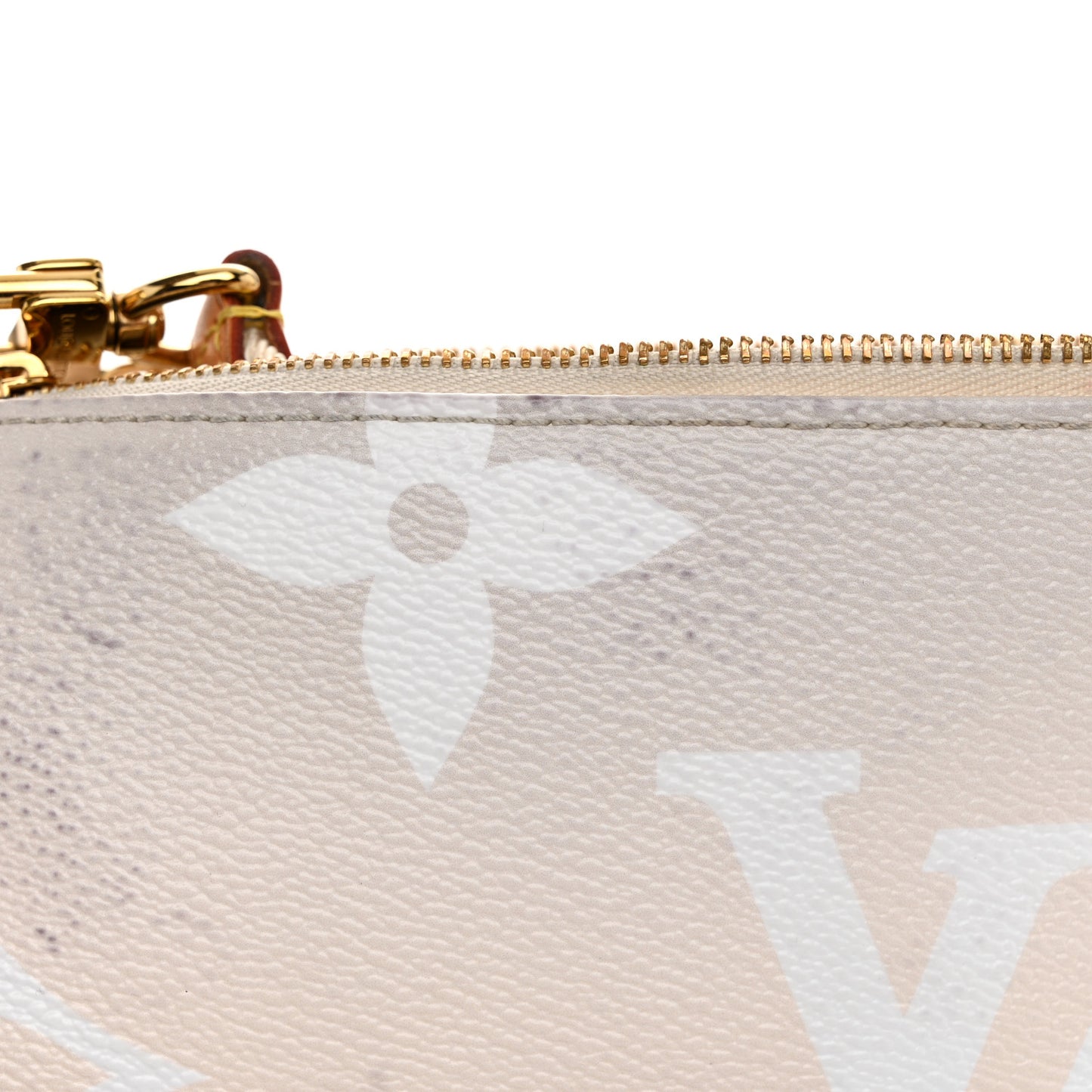 Monogram Giant By The Pool Multi Pochette Accessories Brume