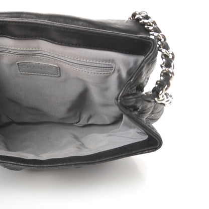 Chanel Washed Lambskin Quilted Medium Chain Around Messenger Black 5 of 10