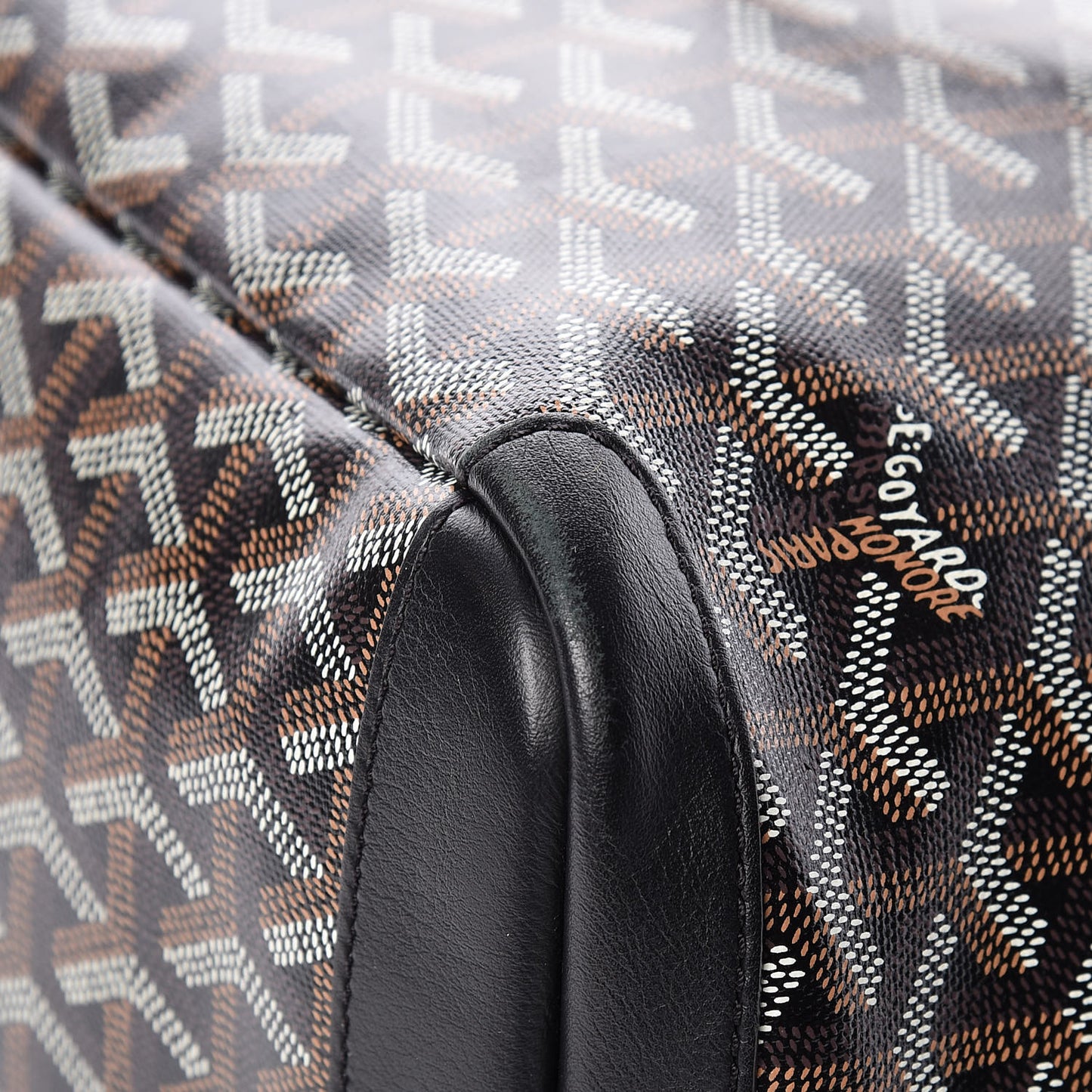 Goyardine Artois MM Black