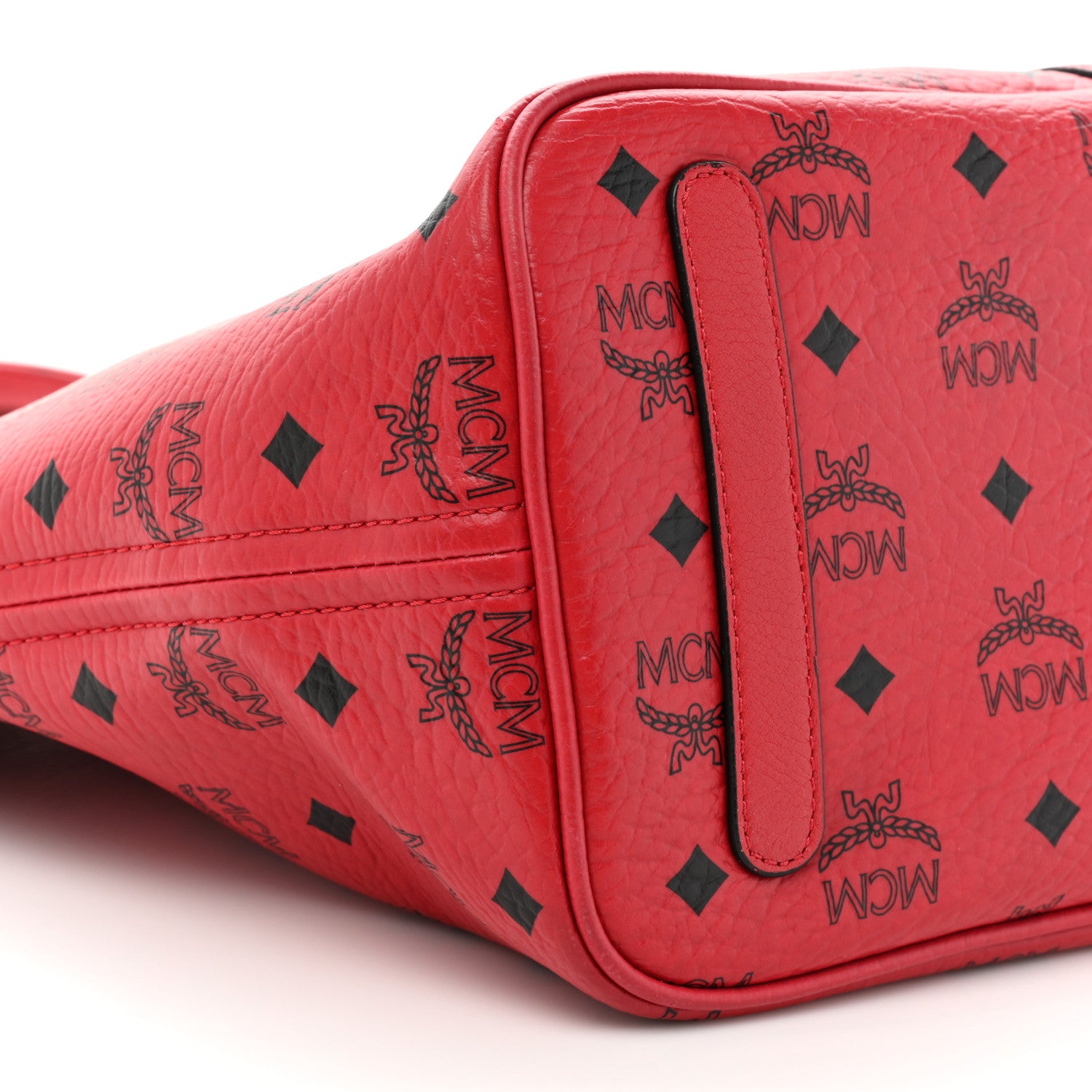 MCM Visetos Medium Liz Reversible Shopper Tote Ruby Red 13 of 26