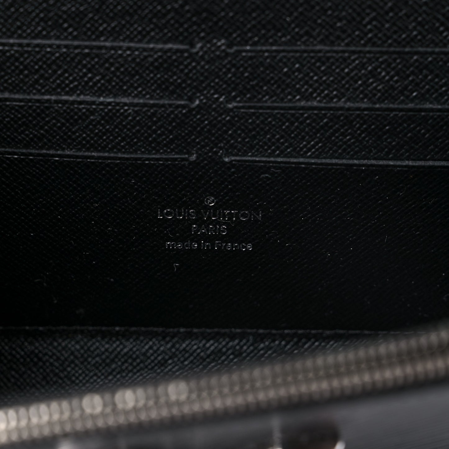 Epi Twist Chain Wallet Black