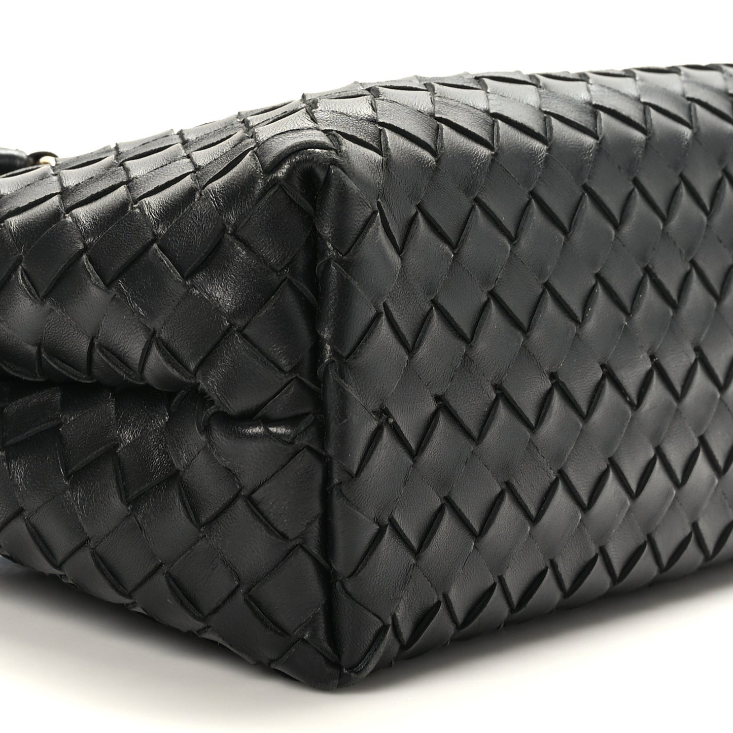 Nappa Intrecciato Medium Andiamo Shoulder Bag Black