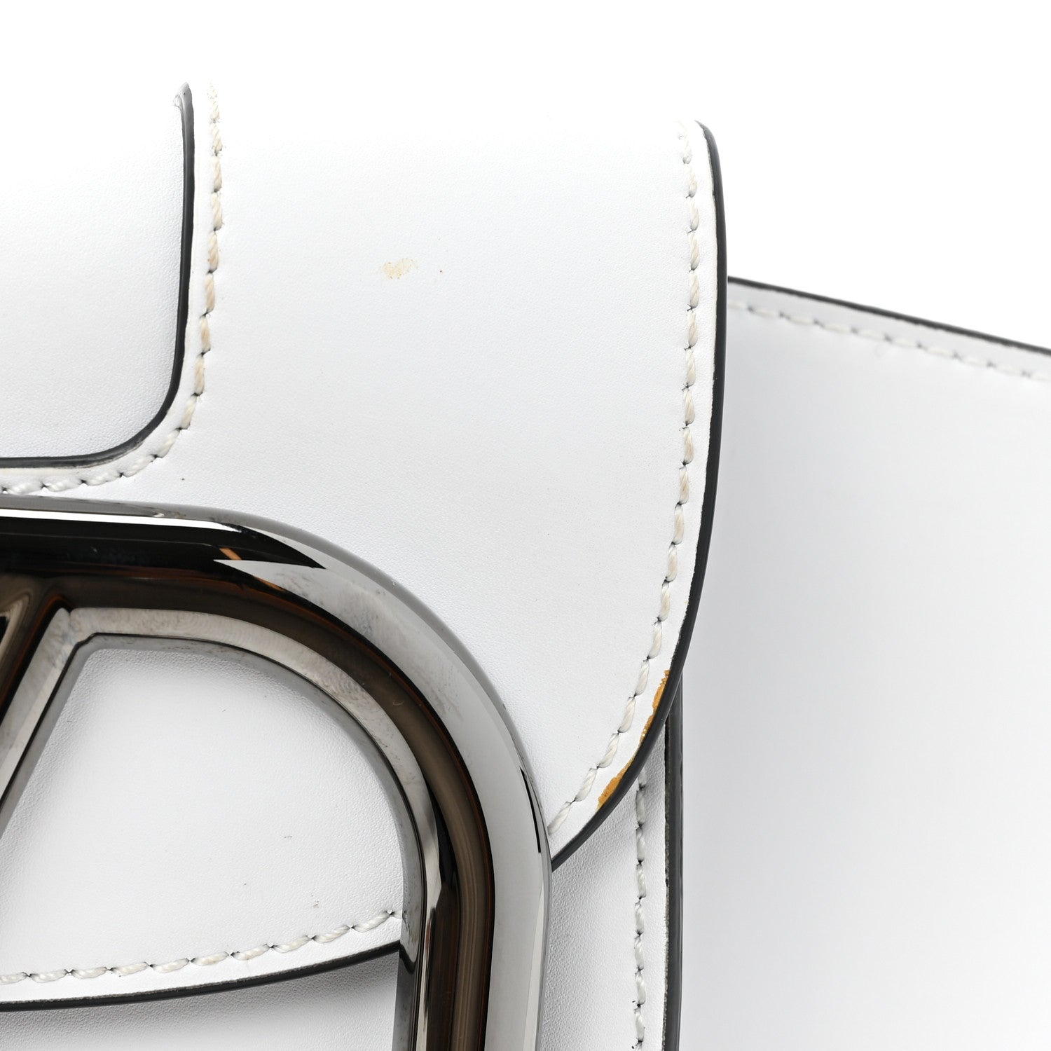 Valentino Garavani Calfskin Supervee Belt Bag White 9 of 9