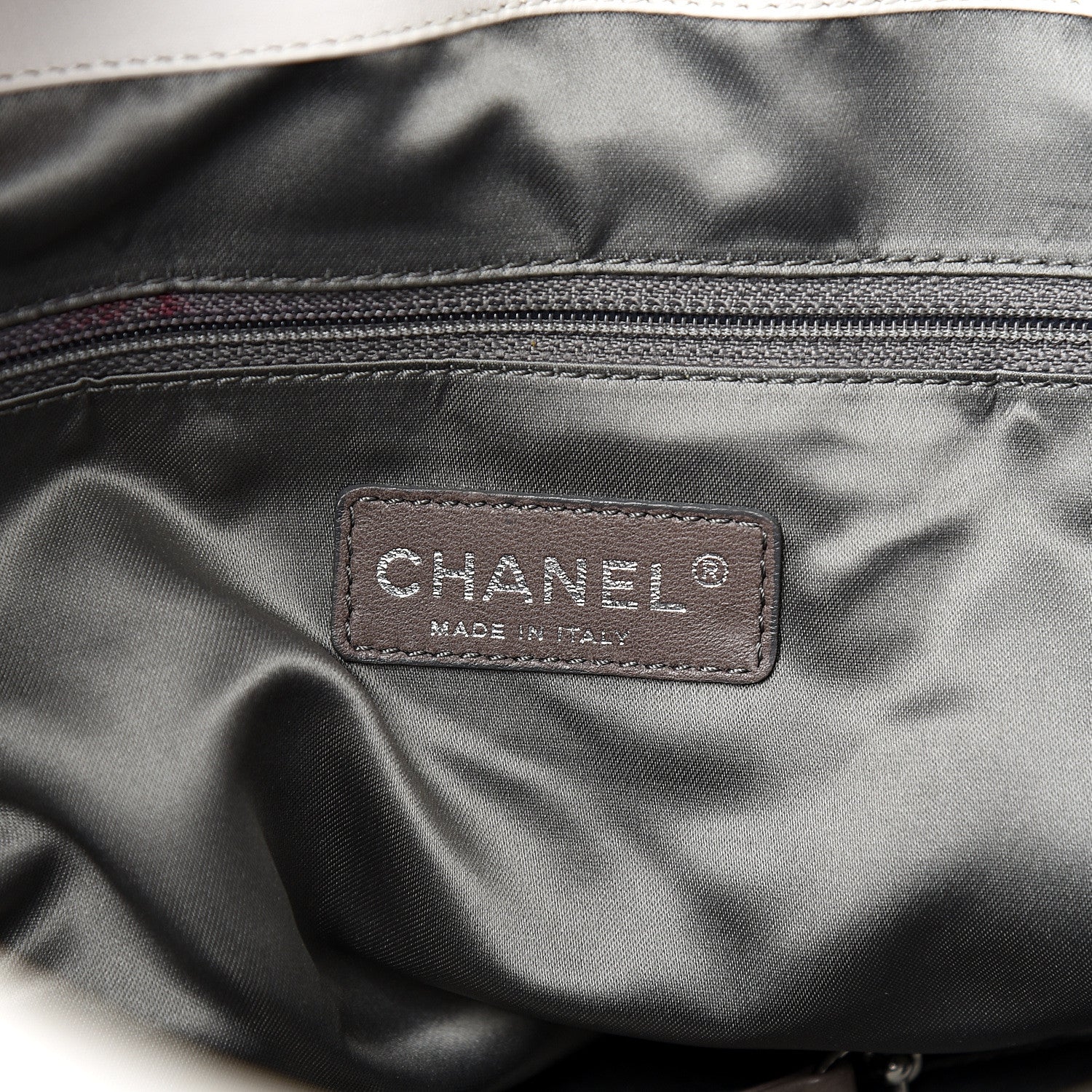 Chanel Calfskin Modern Chain Tote White 5 of 10