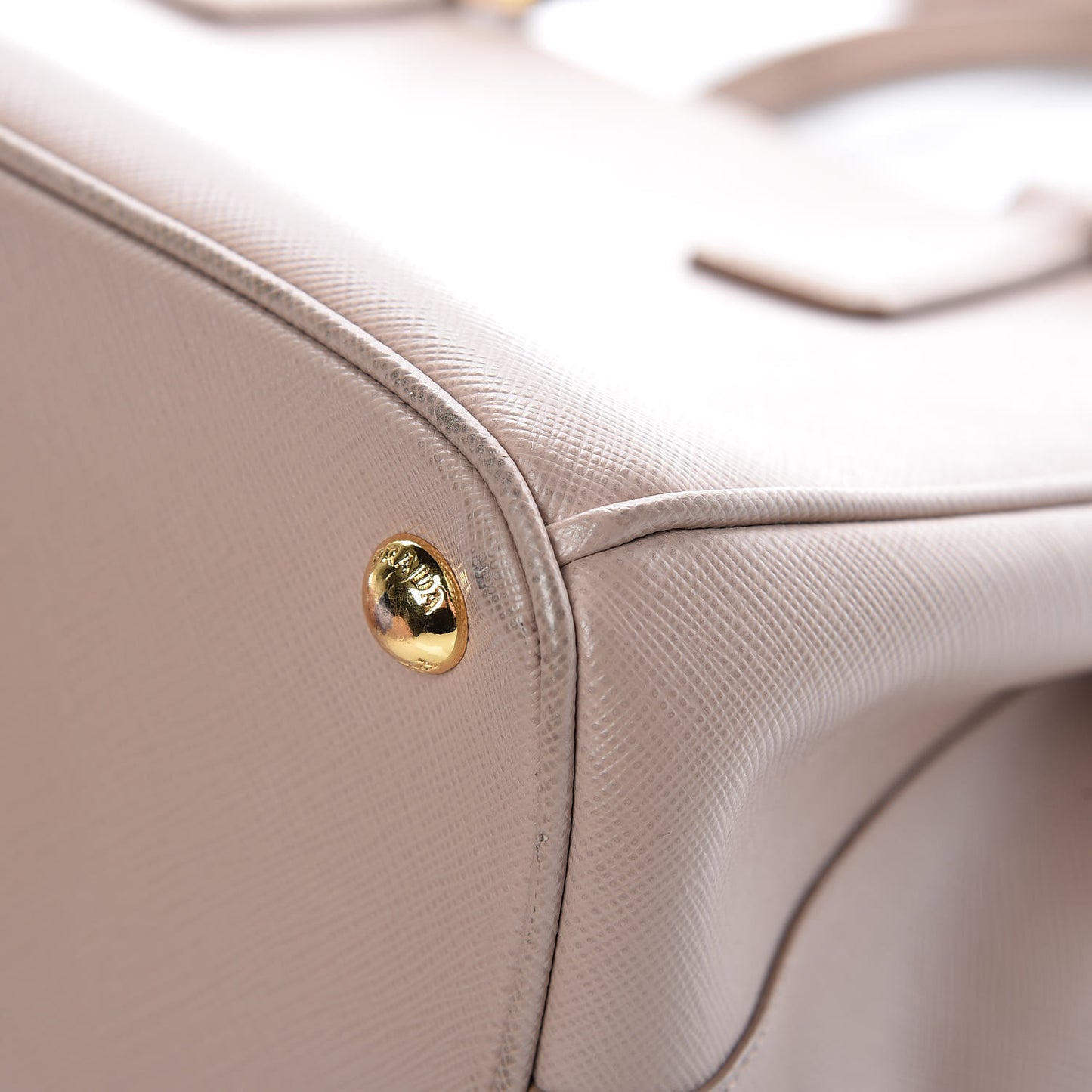 Saffiano Small Galleria Double Zip Tote Cammeo