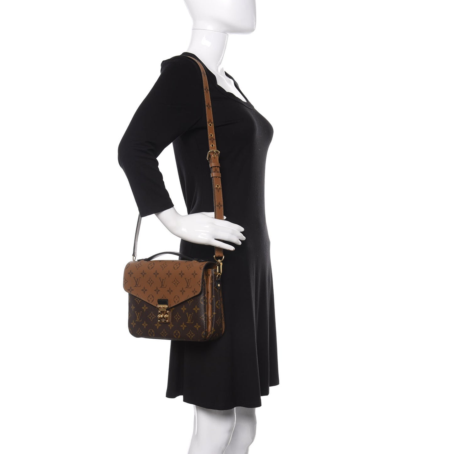 Reverse Monogram Pochette Metis
