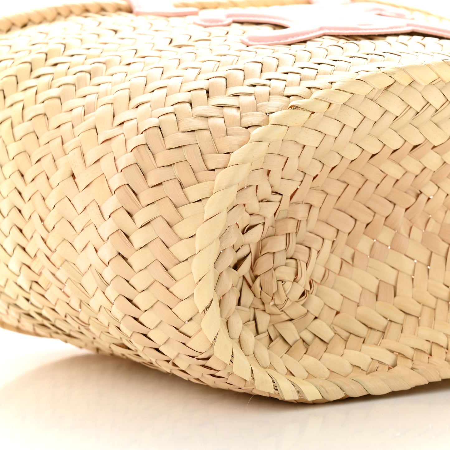 Raffia Calfskin Triomphe Teen Panier Pink