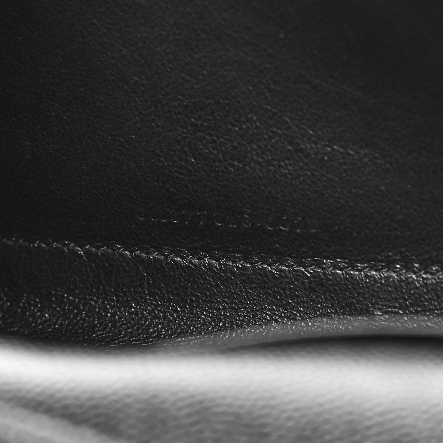 Grain De Poudre Matelasse Chevron Monogram Chain Wallet Black