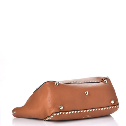 Valentino Garavani Pebbled Calfskin Medium Rockstud Tote Light Cuir 5 of 8
