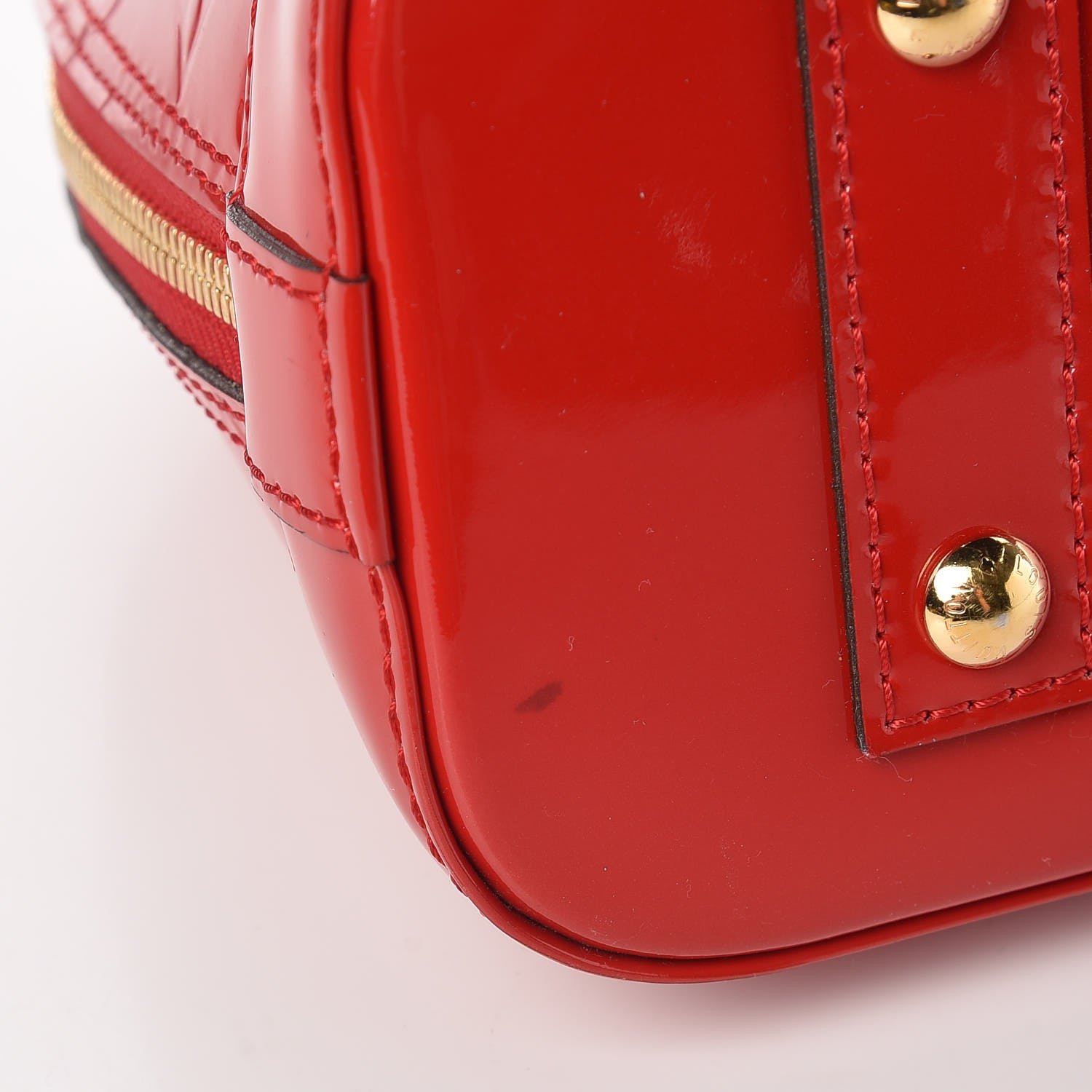 Louis Vuitton Vernis Alma BB Cherry 10 of 10