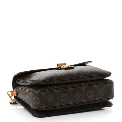 Louis Vuitton Monogram Pochette Metis 4 of 10