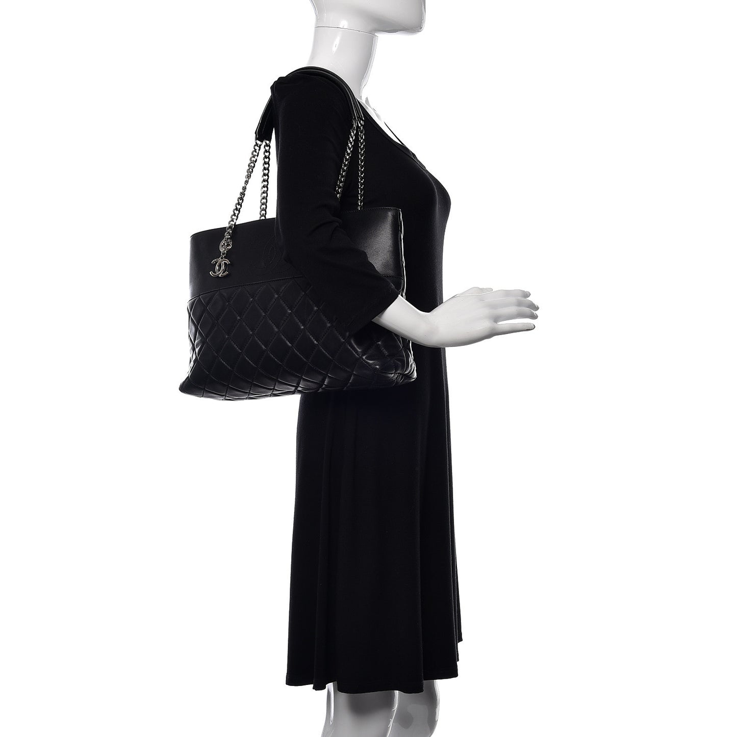 Lambskin Quilted Medium Urban Delight Tote Black