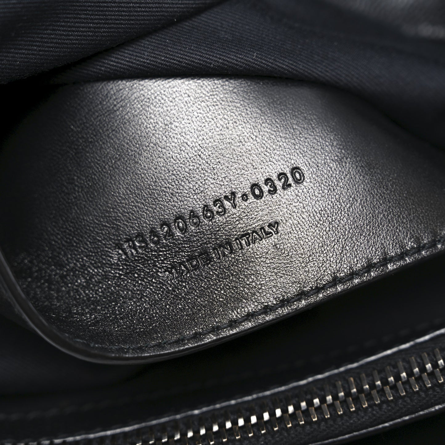 Grain De Poudre Medium West Hollywood Monogram Fold-Over Black