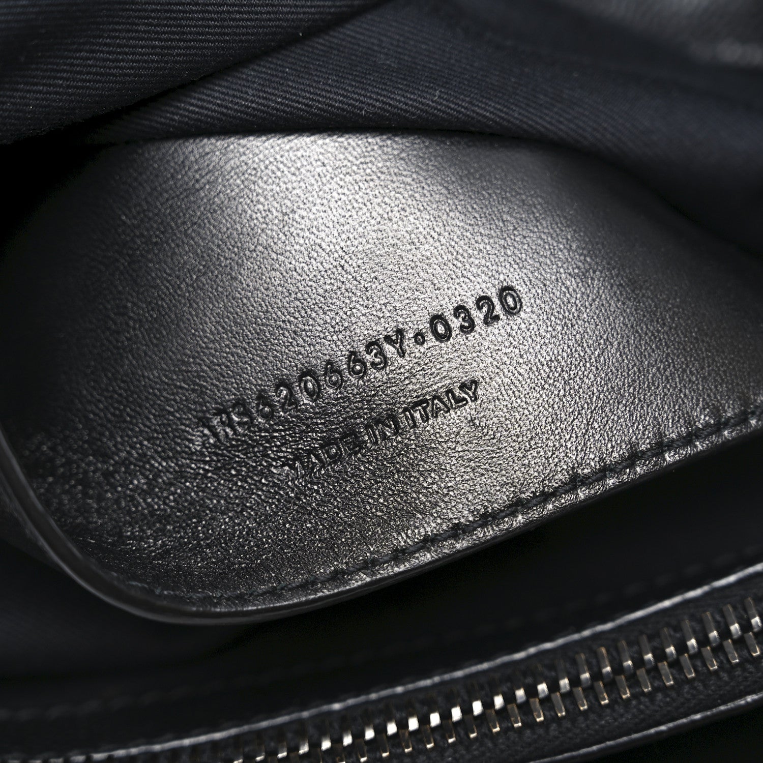 Saint Laurent Grain De Poudre Medium West Hollywood Monogram Fold-Over Black 7 of 10