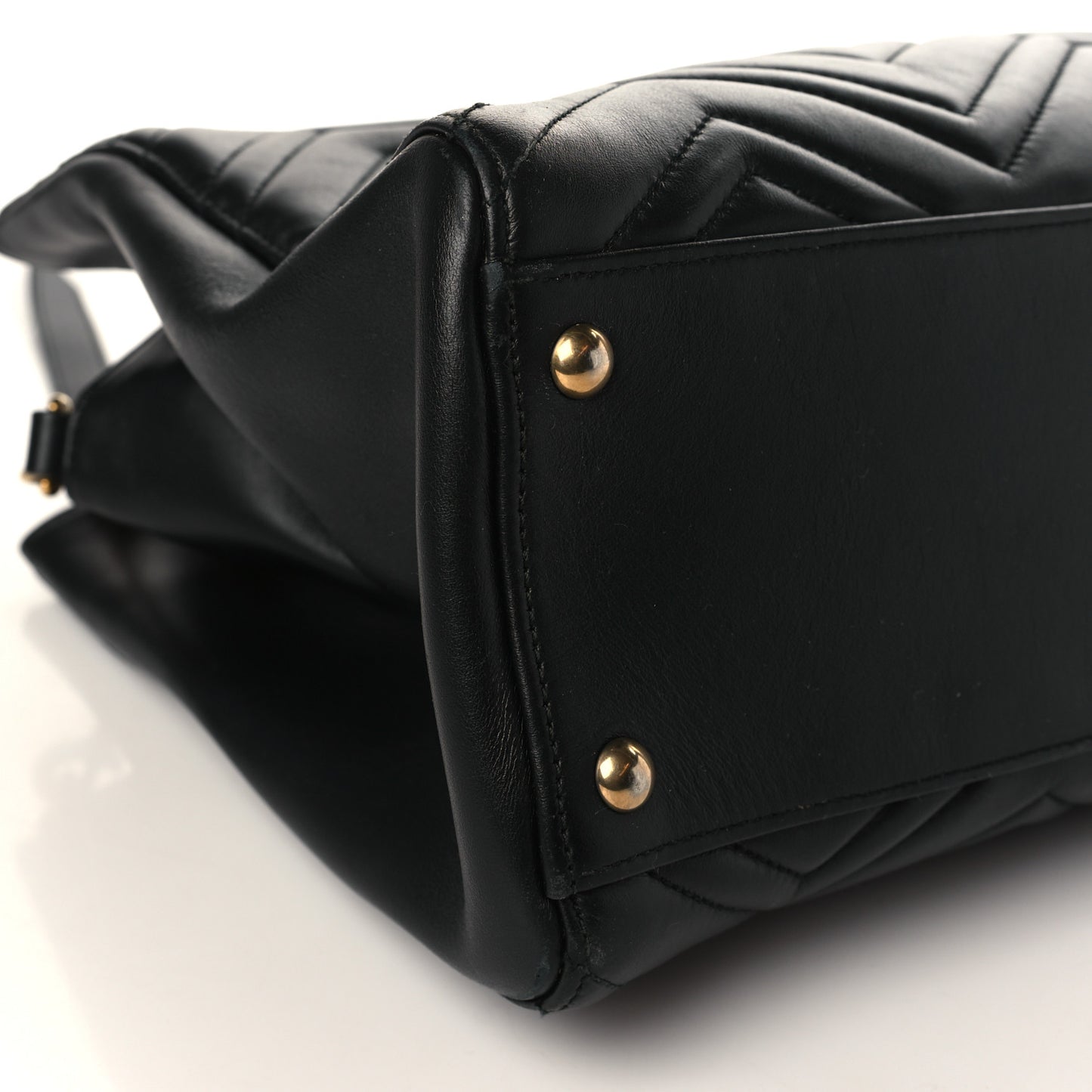 Calfskin Matelasse Medium GG Marmont Tote Black