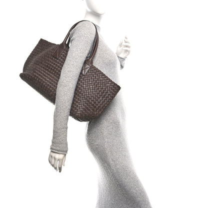 Bottega Veneta Nappa Intrecciato Medium Cabat Ebano 2 of 10