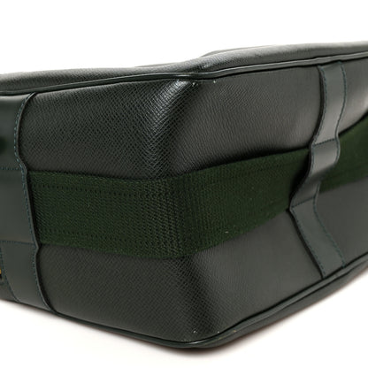 Louis Vuitton Taiga Reporter Messenger Epicea 9 of 13