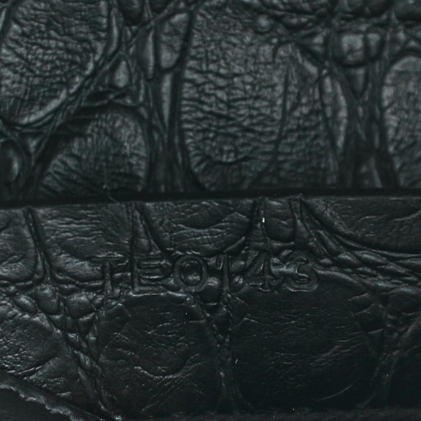 Calfskin Crocodile Embossed Antigona Evening Clutch Black