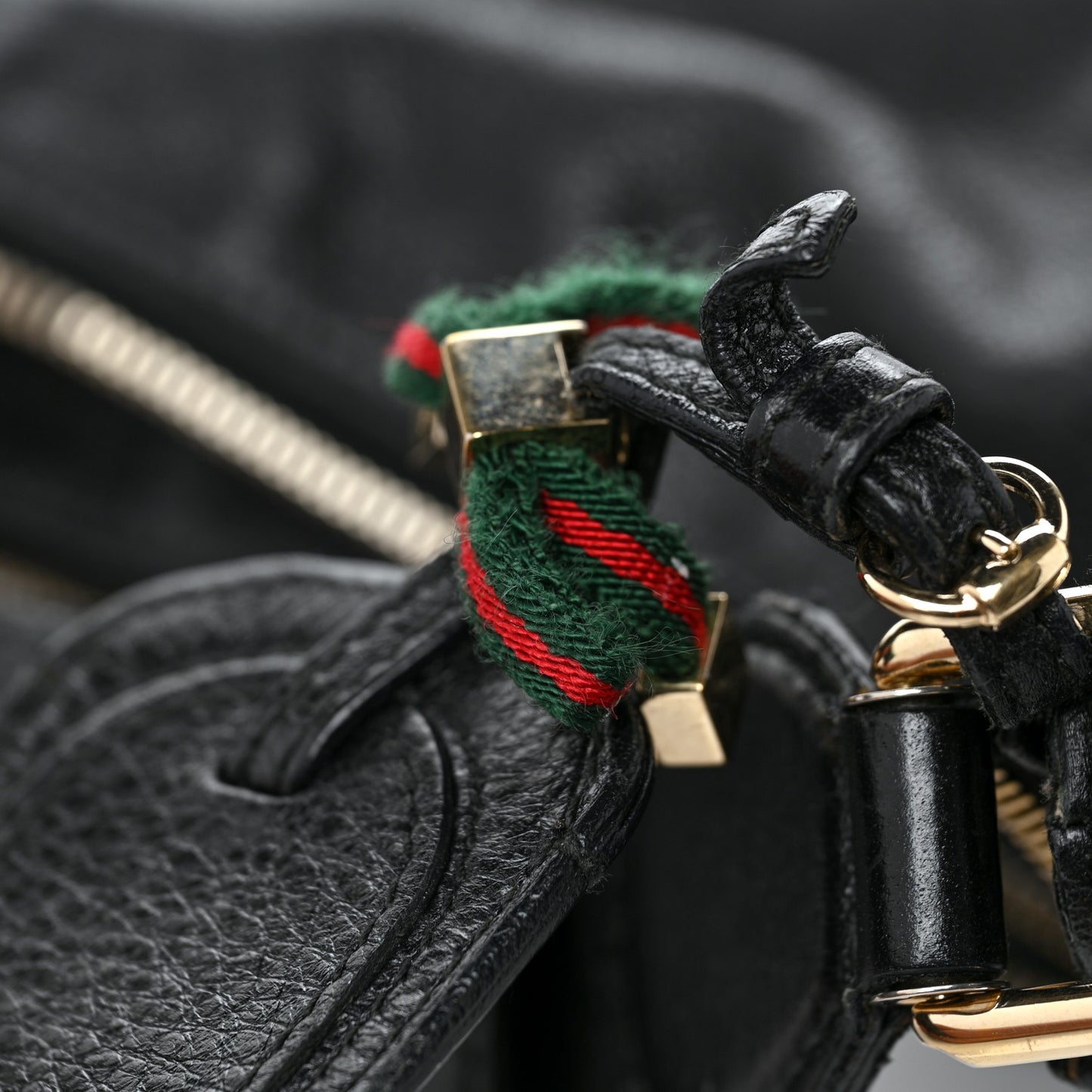 Calfskin Voyager Hobo Black