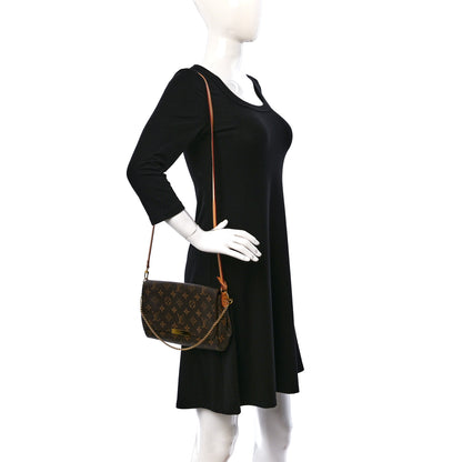 Louis Vuitton Monogram Favorite MM 2 of 8