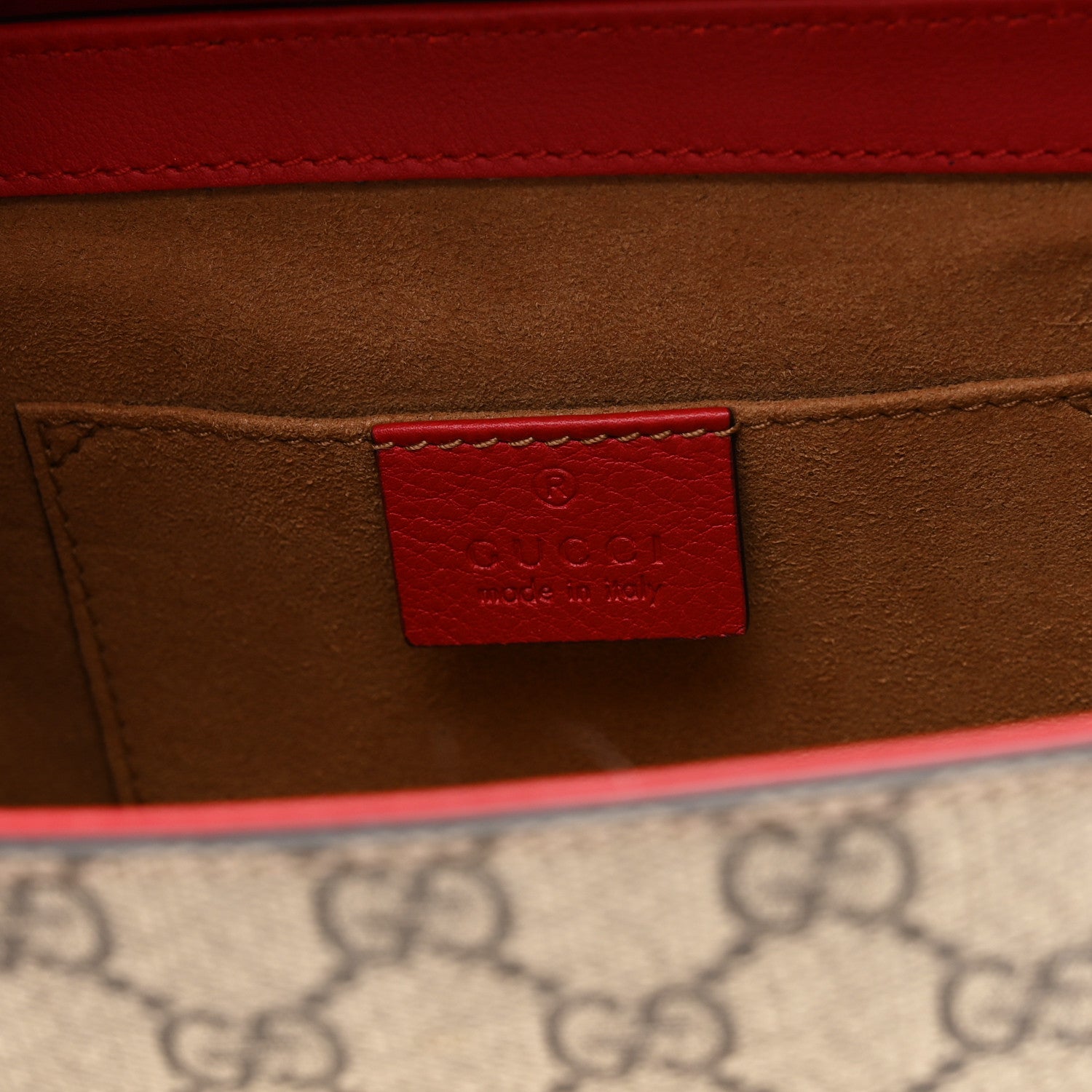 Gucci バッグ レッド ベージュ Gucci GG Supreme Monogram Calfskin Small Padlock Shoulder Bag