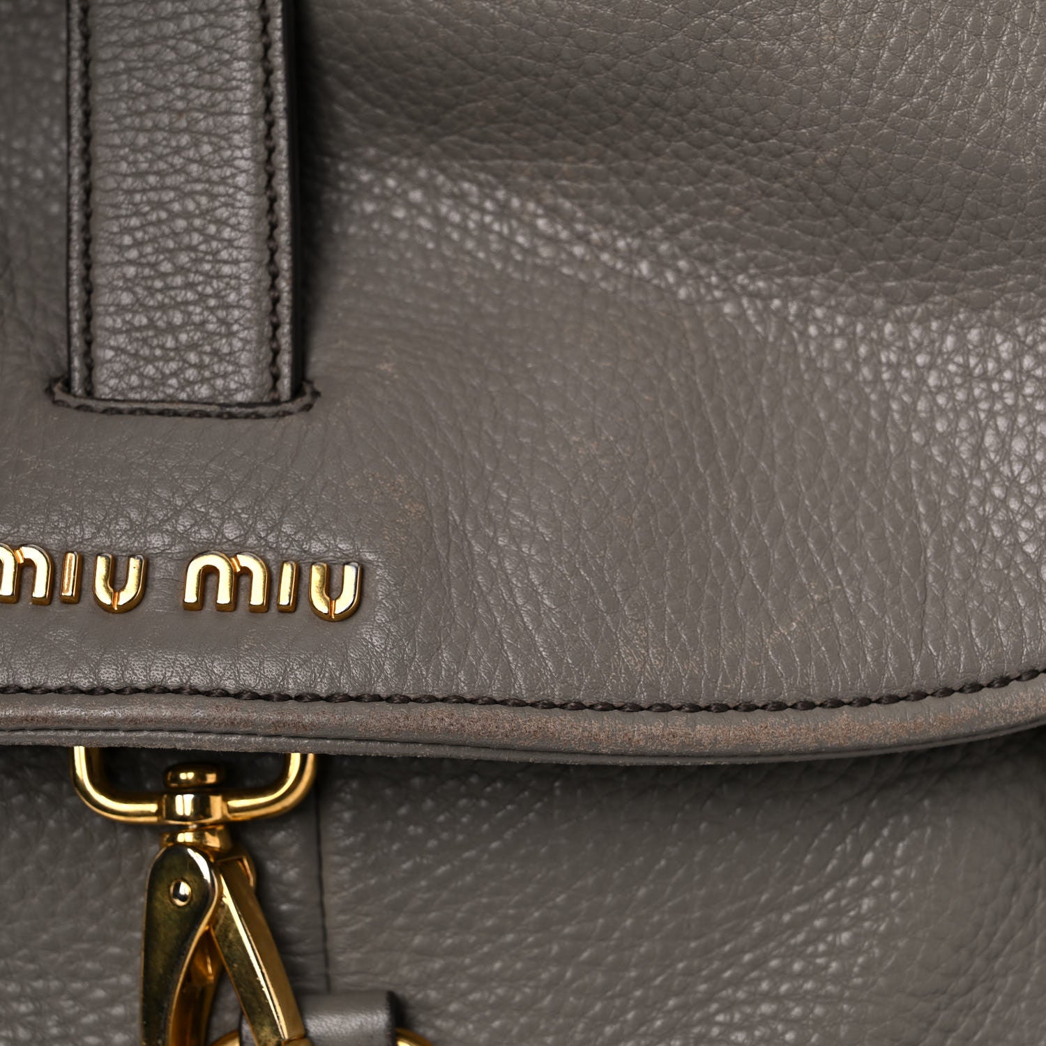 Miu Miu Vitello Daino Shoulder Bag Argilla 16 of 21