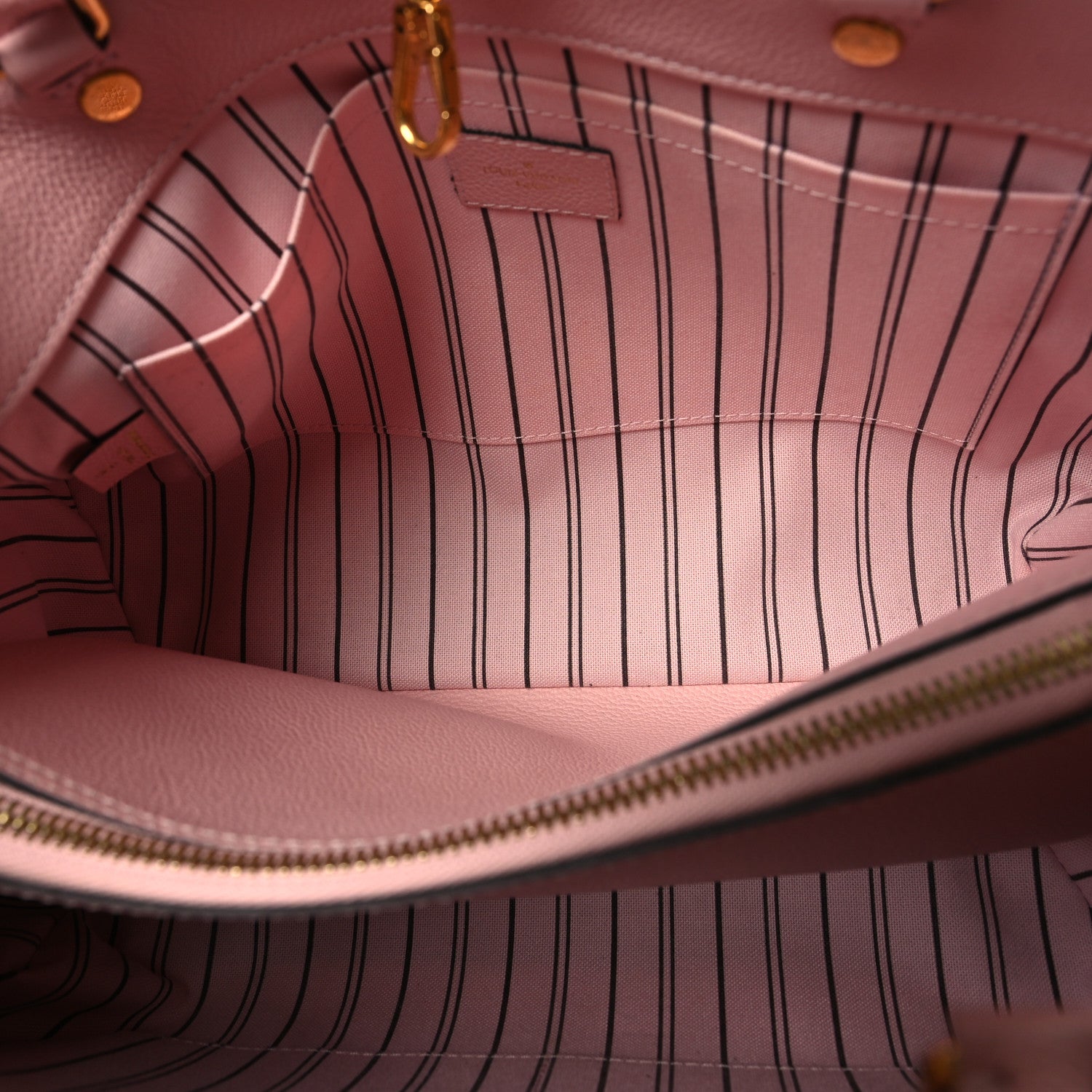 Louis Vuitton Empreinte Montaigne BB Rose Ballerine 5 of 10
