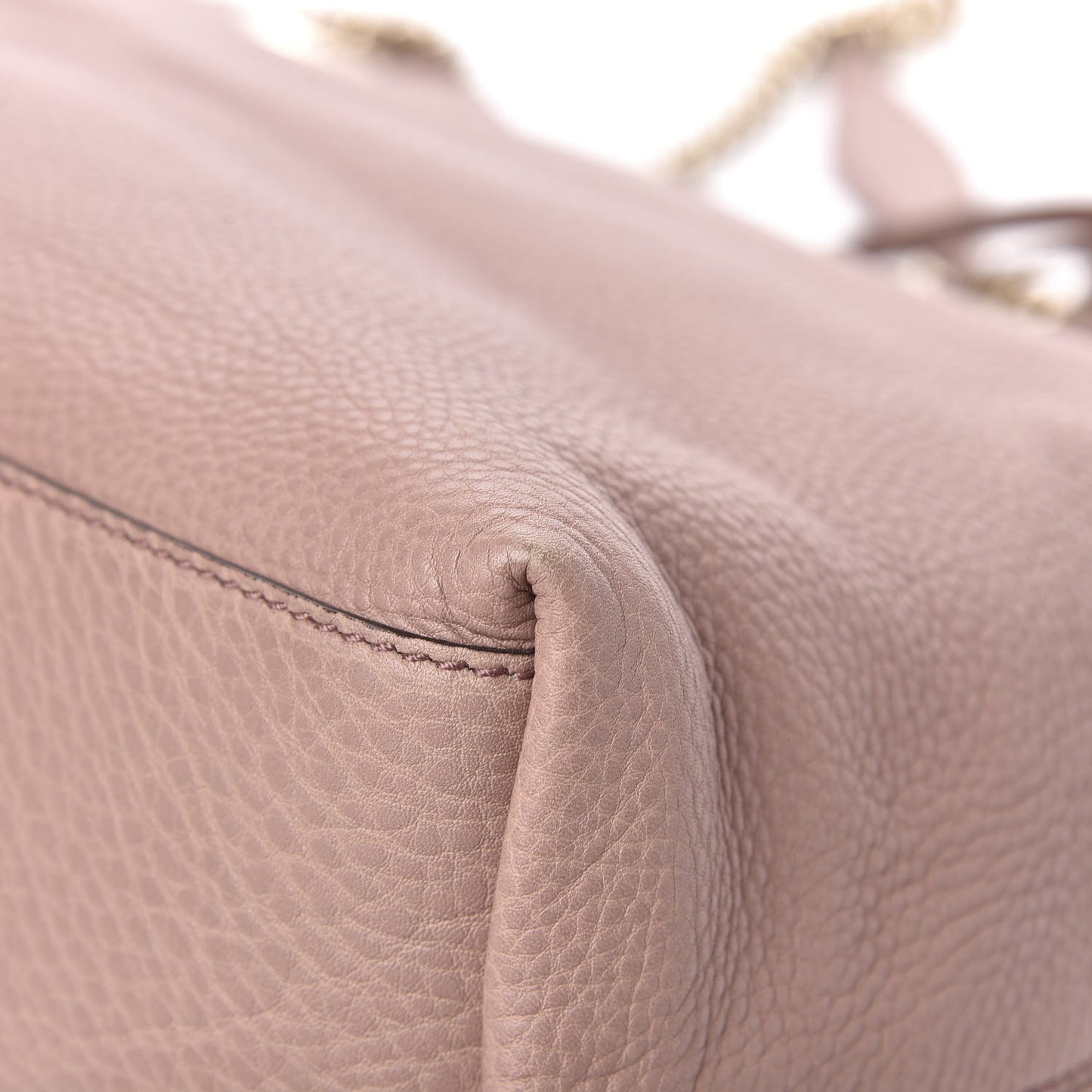 Pebbled Calfskin Medium Soho Chain Shoulder Bag Dark Cipria