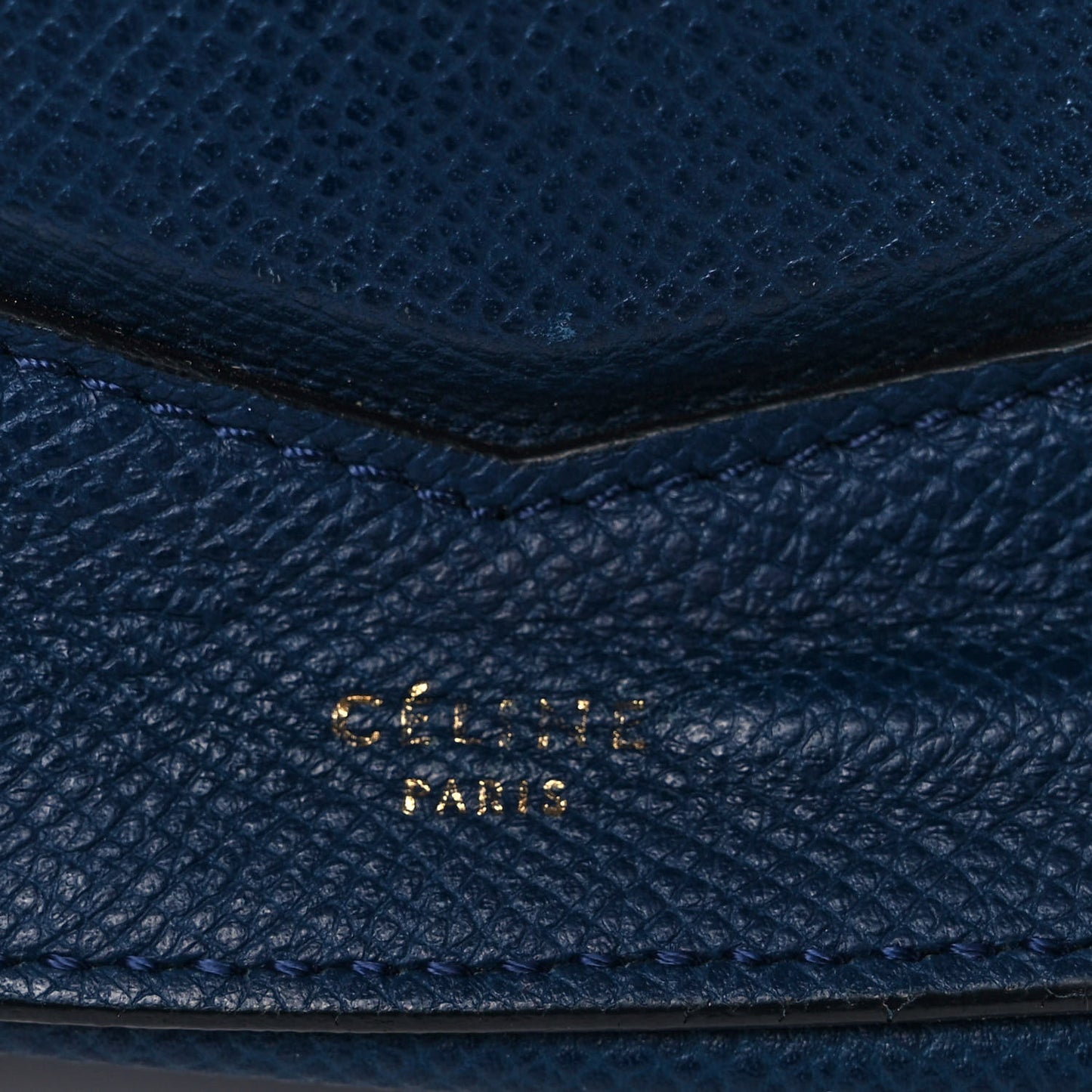 Grained Calfskin Medium Trotteur Navy