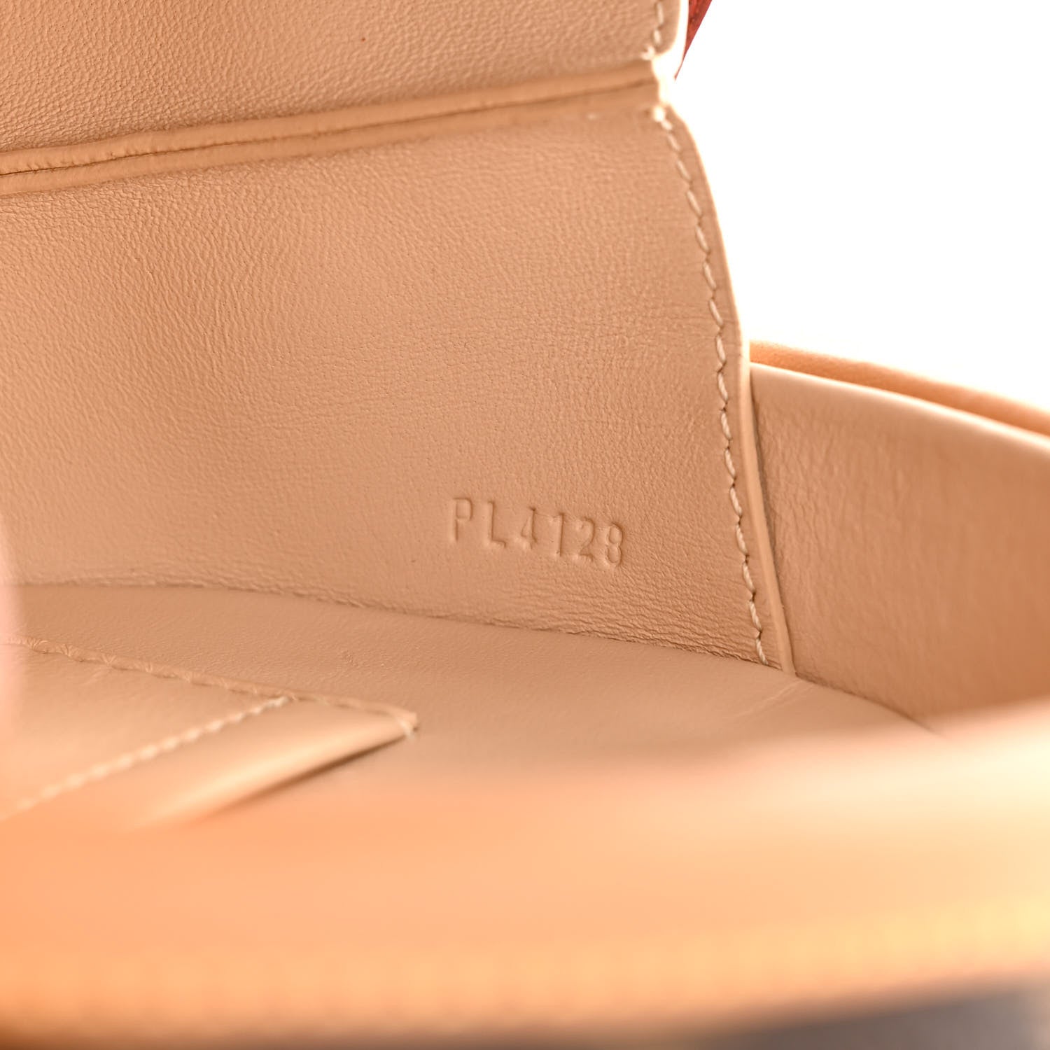 Louis Vuitton Monogram Petite Boite Chapeau 9 of 11