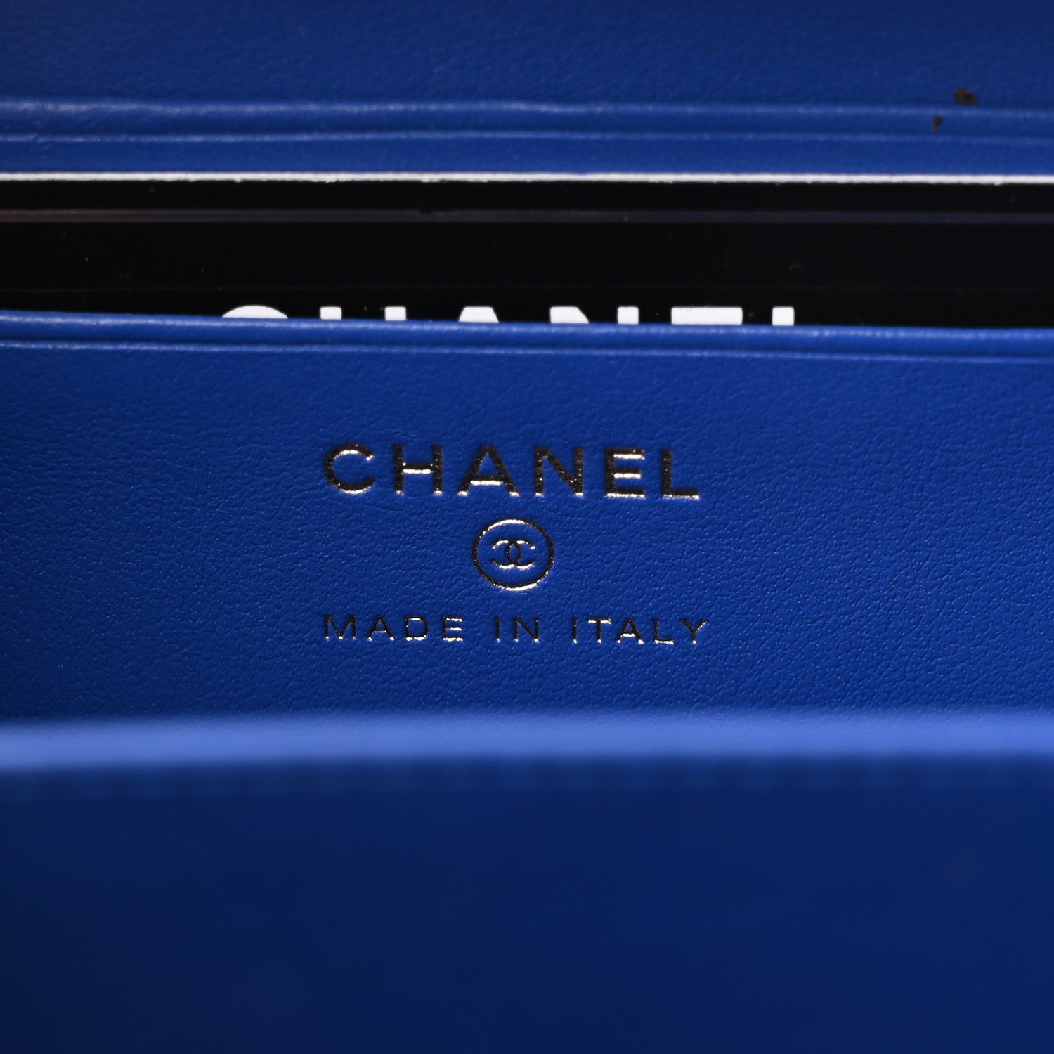 Chanel Caviar Quilted Filigree Vanity Clutch With Chain Blue White Red 6 of 10