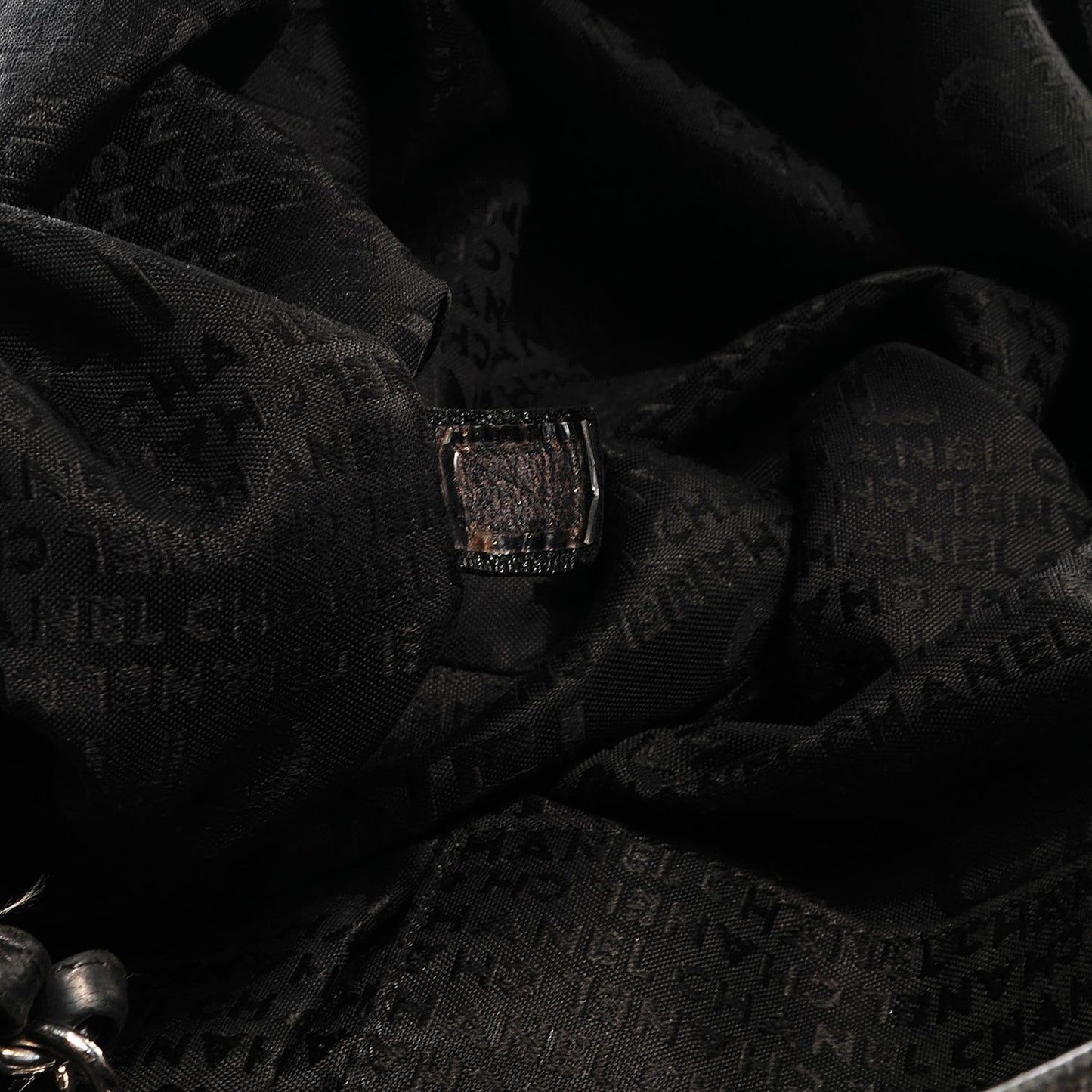 Distressed Caviar XL Coco Cabas Black