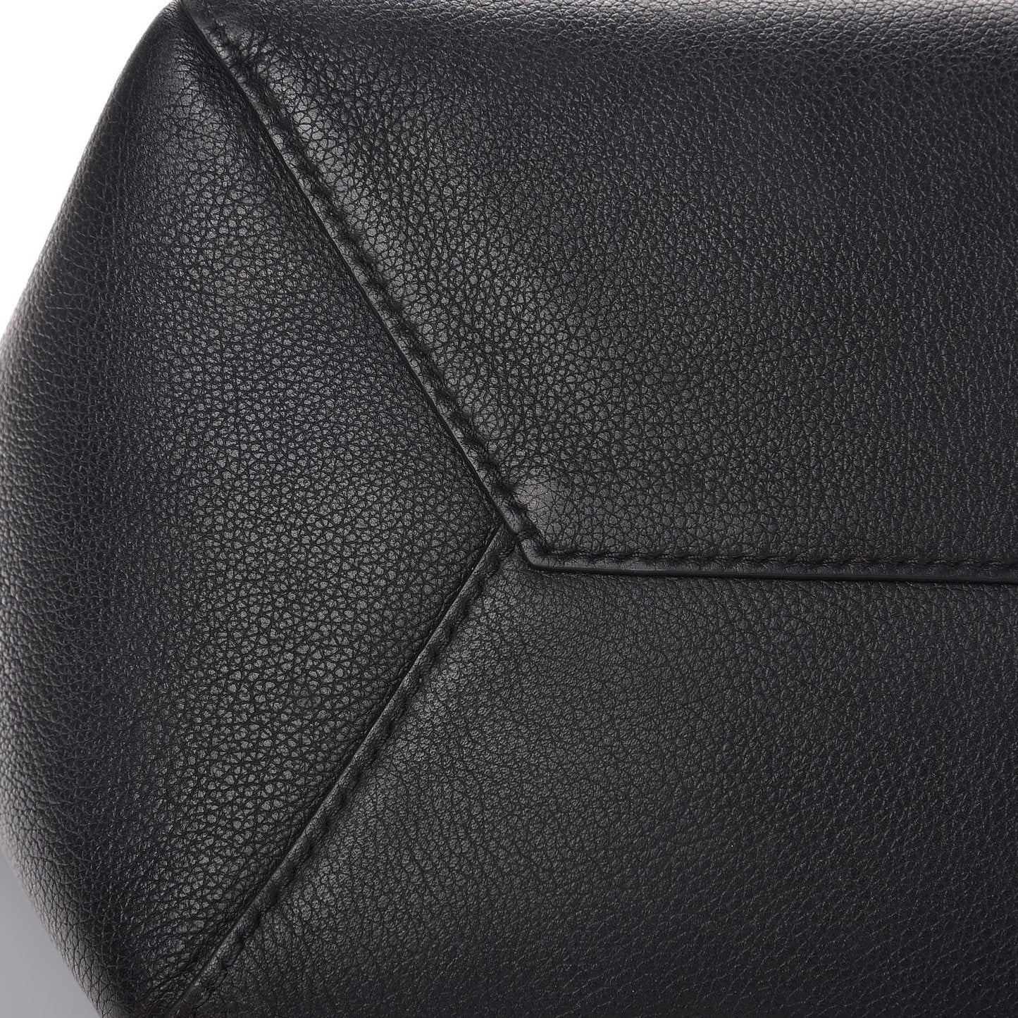 Calfskin Lockme Cabas Black